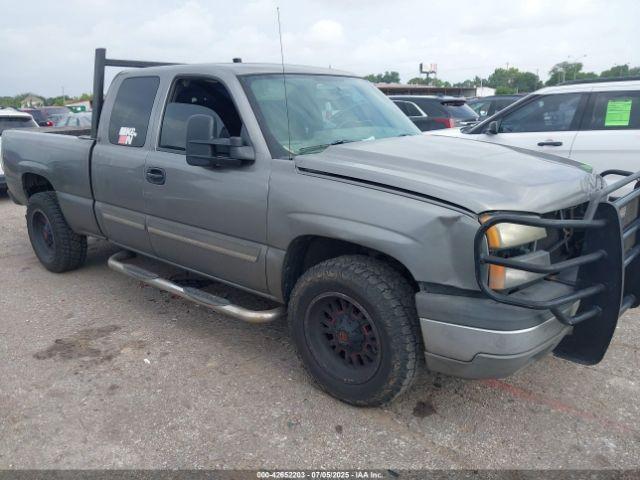  Salvage Chevrolet Silverado 1500