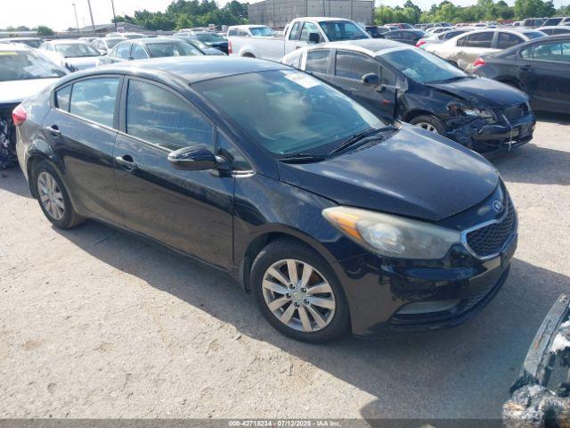  Salvage Kia Forte