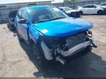  Salvage Jeep Compass