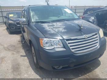  Salvage Chrysler Town & Country