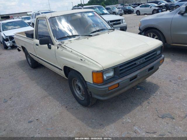  Salvage Toyota Pickup