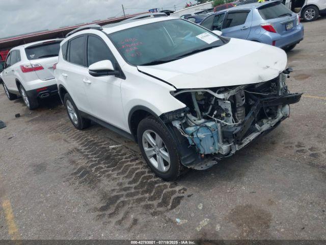  Salvage Toyota RAV4