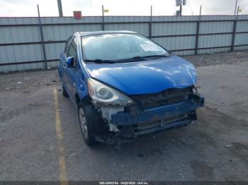  Salvage Toyota Prius c