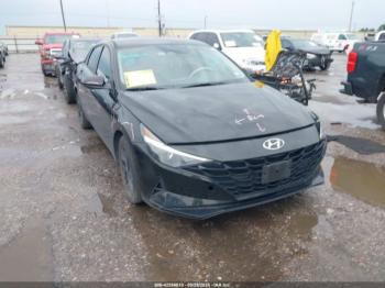  Salvage Hyundai ELANTRA