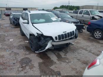  Salvage Jeep Cherokee
