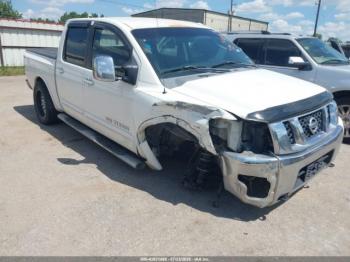  Salvage Nissan Titan