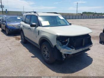  Salvage Ford Bronco