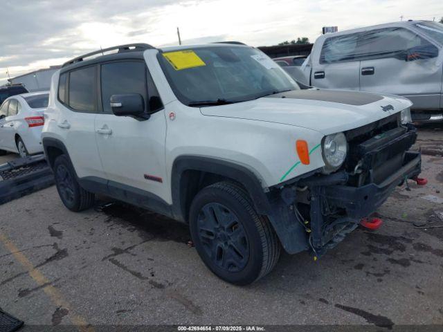  Salvage Jeep Renegade