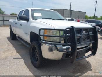  Salvage Chevrolet Silverado 2500