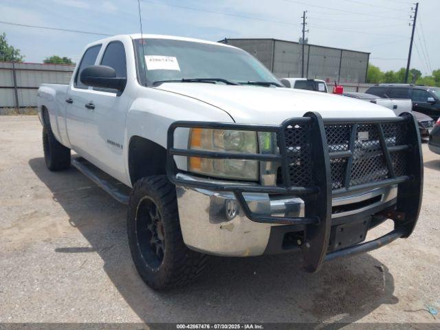 Salvage Chevrolet Silverado 2500