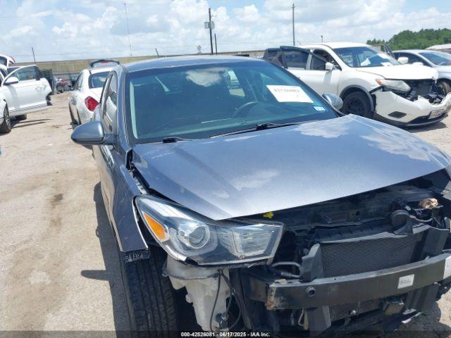  Salvage Kia Rio