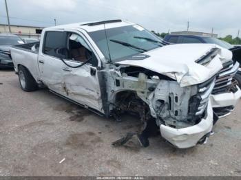  Salvage Chevrolet Silverado 2500