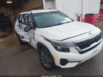  Salvage Kia Seltos