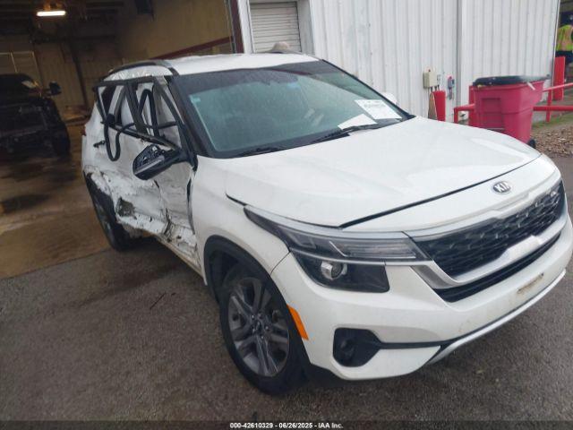  Salvage Kia Seltos