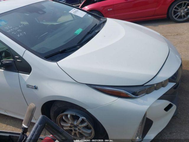  Salvage Toyota Prius Prime