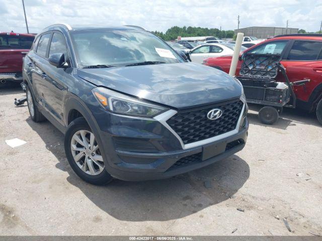  Salvage Hyundai TUCSON