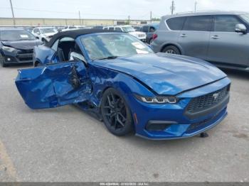 Salvage Ford Mustang