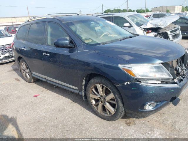  Salvage Nissan Pathfinder