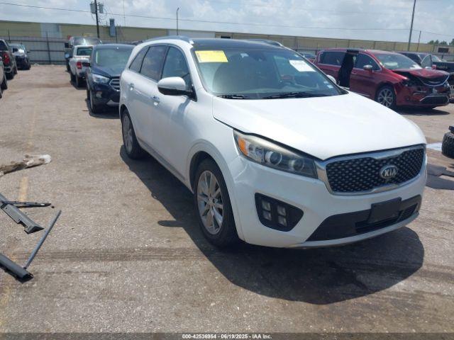  Salvage Kia Sorento