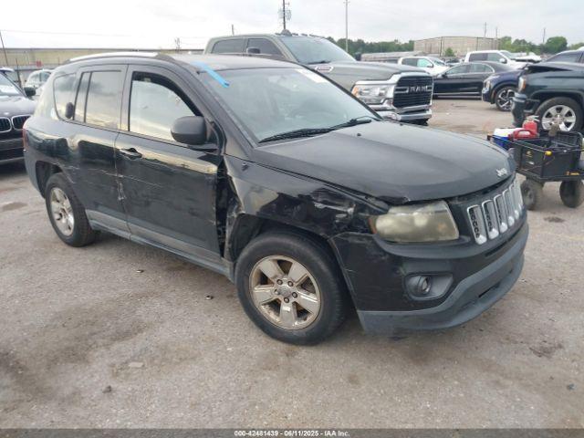  Salvage Jeep Compass