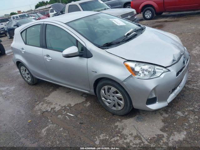  Salvage Toyota Prius c