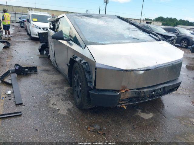  Salvage Tesla Cybertruck