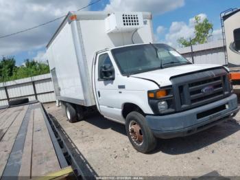  Salvage Ford Econoline