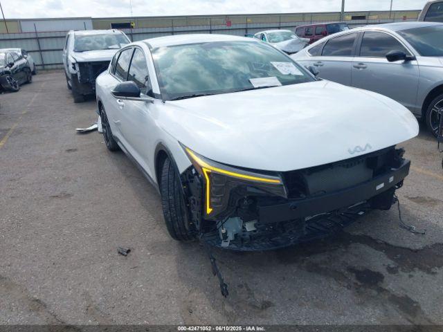  Salvage Kia K4
