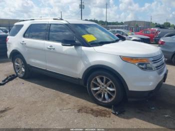  Salvage Ford Explorer