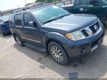  Salvage Nissan Pathfinder