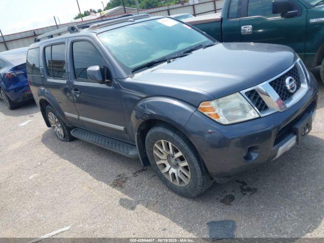  Salvage Nissan Pathfinder