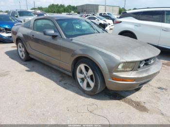  Salvage Ford Mustang