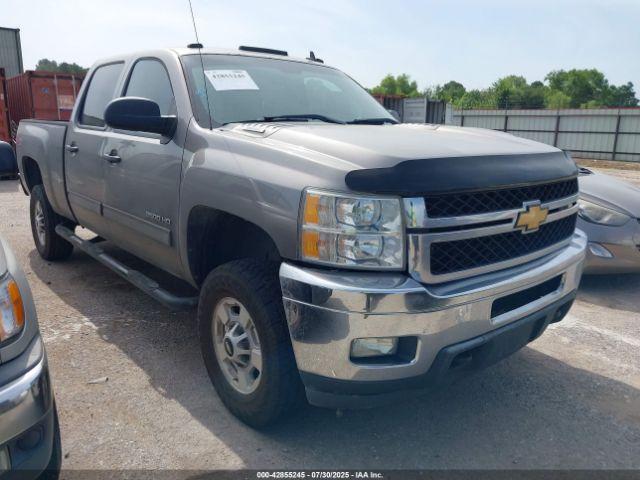  Salvage Chevrolet Silverado 2500