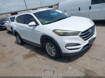  Salvage Hyundai TUCSON