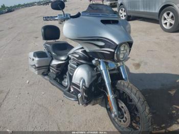  Salvage Harley-Davidson Flhxse