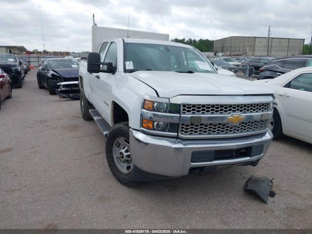  Salvage Chevrolet Silverado 2500