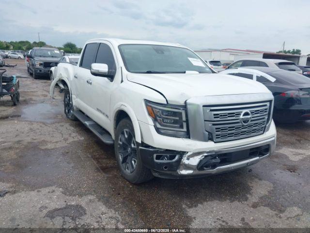  Salvage Nissan Titan