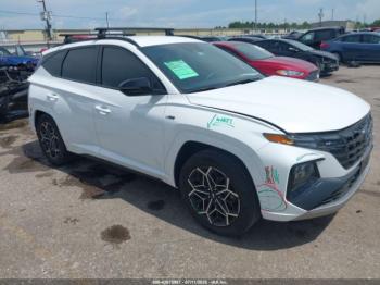  Salvage Hyundai TUCSON