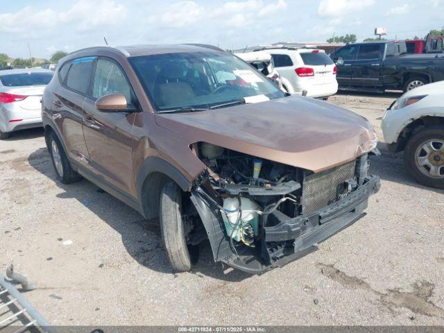  Salvage Hyundai TUCSON