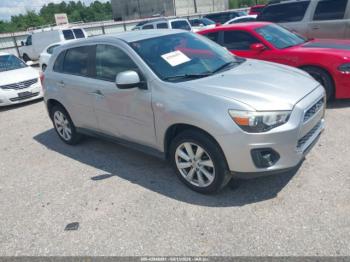  Salvage Mitsubishi Outlander