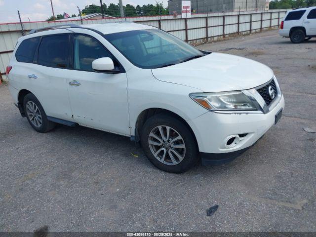  Salvage Nissan Pathfinder