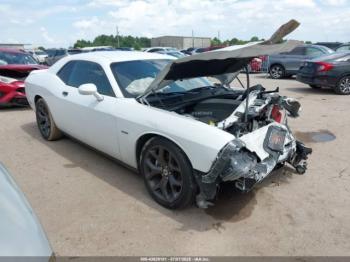  Salvage Dodge Challenger