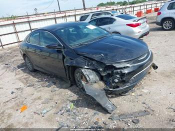  Salvage Chrysler 200