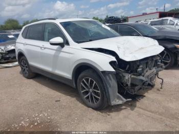  Salvage Volkswagen Tiguan