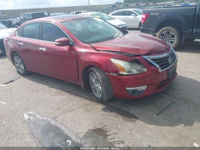  Salvage Nissan Altima