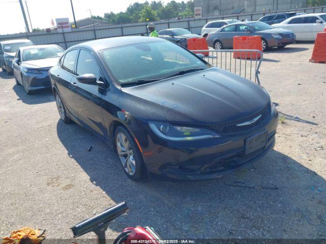  Salvage Chrysler 200