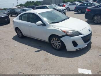 Salvage Mazda Mazda3