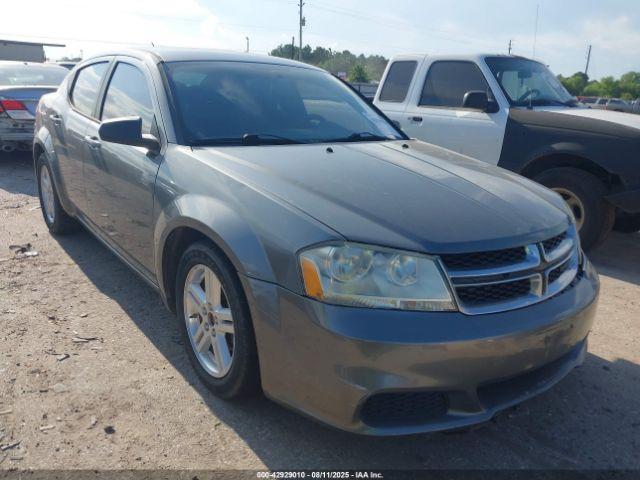  Salvage Dodge Avenger