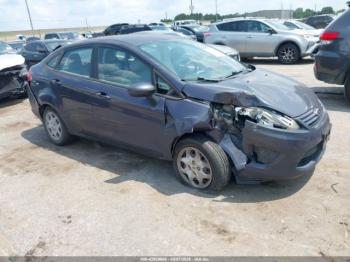  Salvage Ford Fiesta