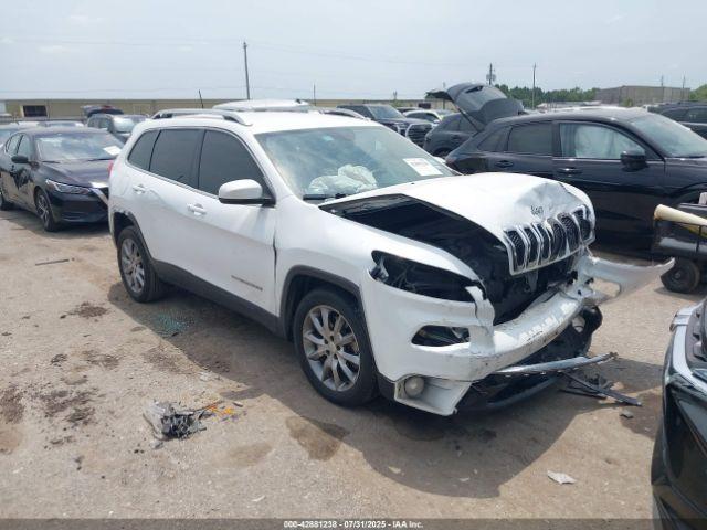  Salvage Jeep Cherokee
